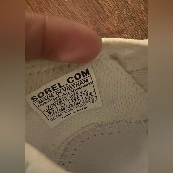 Sorel White and Tan Sneakers - Picture 7 of 7